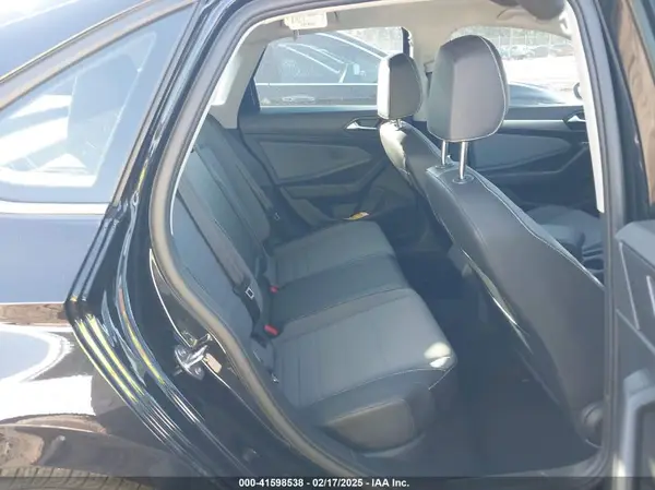 3VW7X7BU1SM003585 2025 VOLKSWAGEN JETTA - Image 8