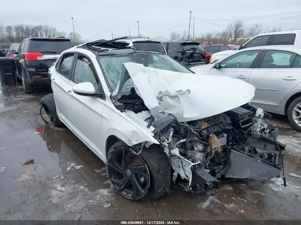 3VW7X7BU1SM071174 2025 VOLKSWAGEN JETTA - Image 1