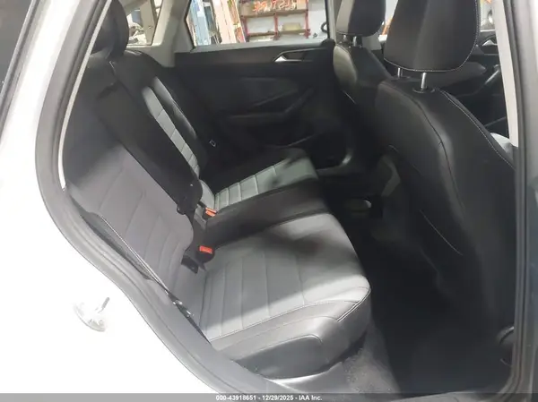 3VW7X7BU2SM042198 2025 VOLKSWAGEN JETTA - Image 8