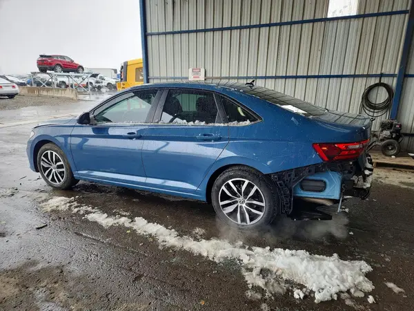 3VW7X7BU2SM076402 2025 VOLKSWAGEN JETTA - Image 2