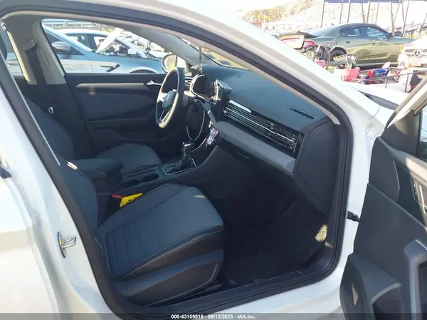 2025 VOLKSWAGEN JETTA IAAI lot 43159016 auction photo 5