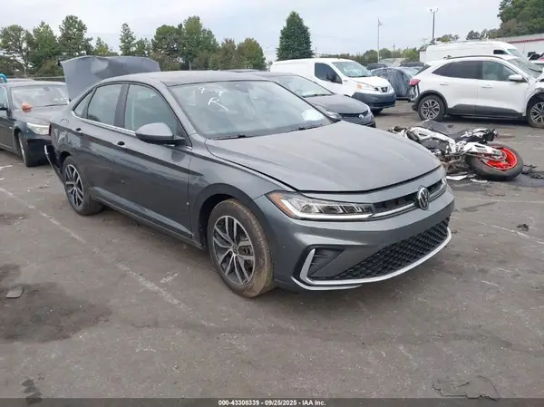 3VW7X7BU2SM092857 2025 VOLKSWAGEN JETTA - Image 1