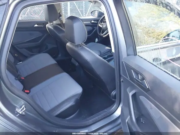 3VW7X7BU3SM027418 2025 VOLKSWAGEN JETTA - Image 8