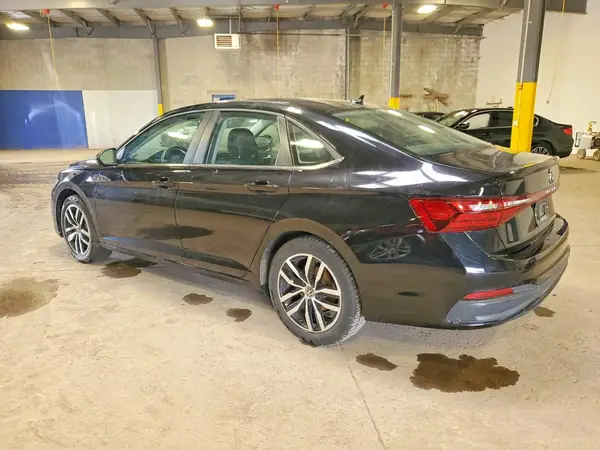 3VW7X7BU3SM030139 2025 VOLKSWAGEN JETTA - Image 2