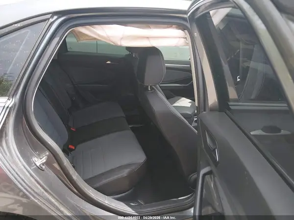 3VW7X7BU4SM010109 2025 VOLKSWAGEN JETTA - Image 8