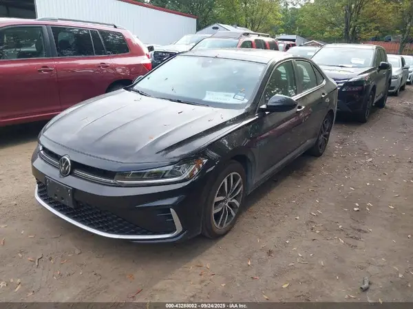 3VW7X7BU4SM017772 2025 VOLKSWAGEN JETTA - Image 2