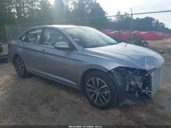 3VW7X7BU5SM075924 2025 VOLKSWAGEN JETTA - Image 1