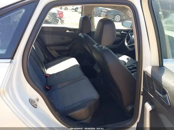 3VW7X7BU5SM076703 2025 VOLKSWAGEN JETTA - Image 8