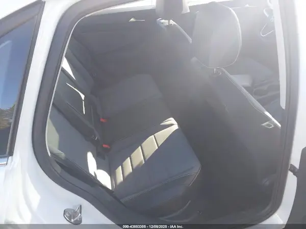 3VW7X7BU5SM090410 2025 VOLKSWAGEN JETTA - Image 8