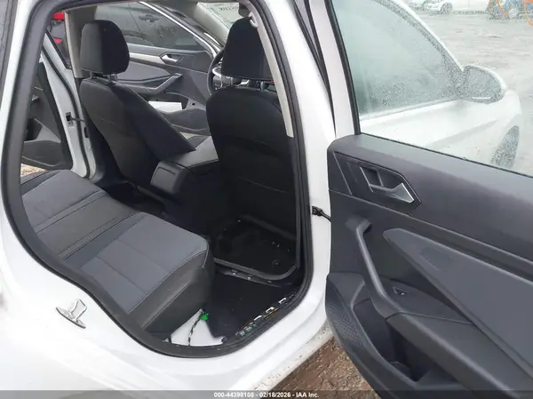 3VW7X7BU6SM002674 2025 VOLKSWAGEN JETTA - Image 8