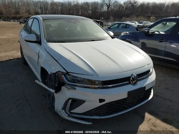 3VW7X7BU6SM009494 2025 VOLKSWAGEN JETTA - Image 1