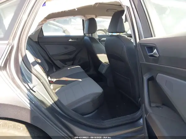 3VW7X7BU6SM014632 2025 VOLKSWAGEN JETTA - Image 8