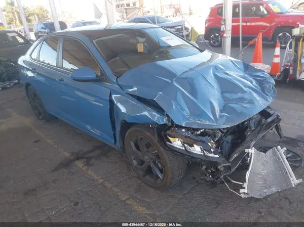 3VW7X7BU6SM037473 2025 VOLKSWAGEN JETTA - Image 1
