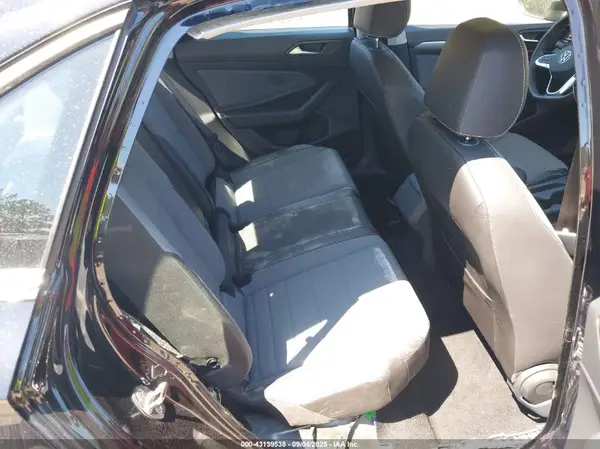 3VW7X7BU6SM048747 2025 VOLKSWAGEN JETTA - Image 8