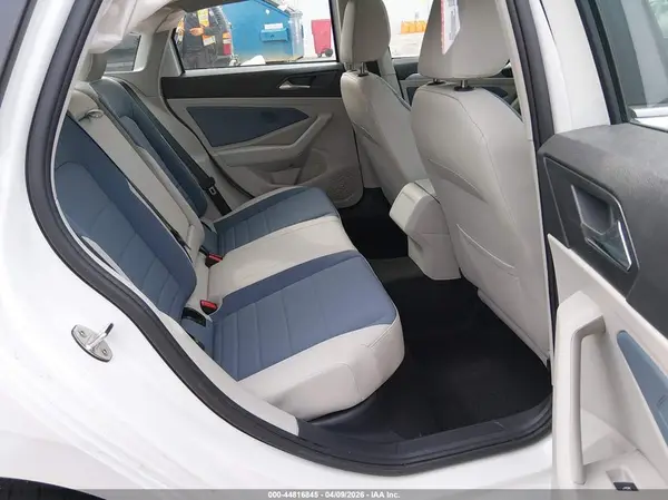 3VW7X7BU7SM005423 2025 VOLKSWAGEN JETTA - Image 8