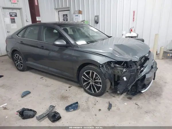 3VW7X7BU7SM013960 2025 VOLKSWAGEN JETTA - Image 1