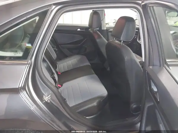 3VW7X7BU7SM013960 2025 VOLKSWAGEN JETTA - Image 8