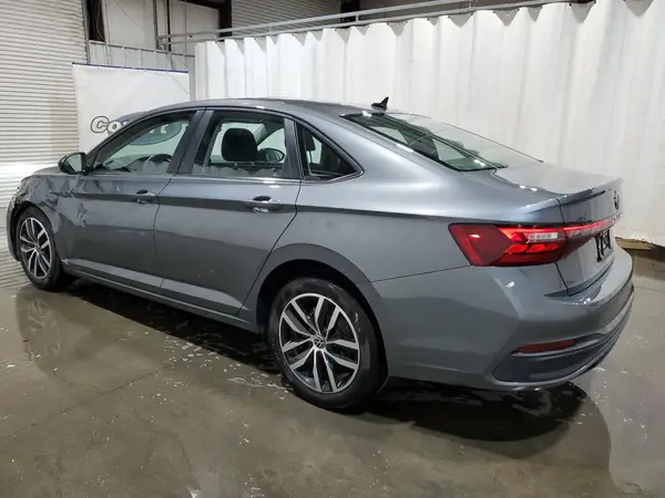 3VW7X7BU8SM083841 2025 VOLKSWAGEN JETTA - Image 2