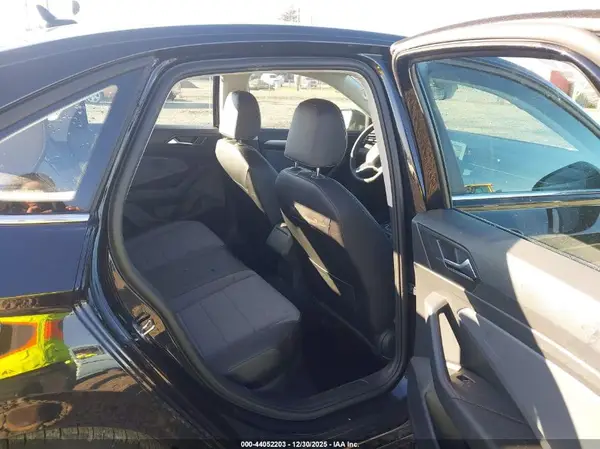 3VW7X7BU8SM095973 2025 VOLKSWAGEN JETTA - Image 8