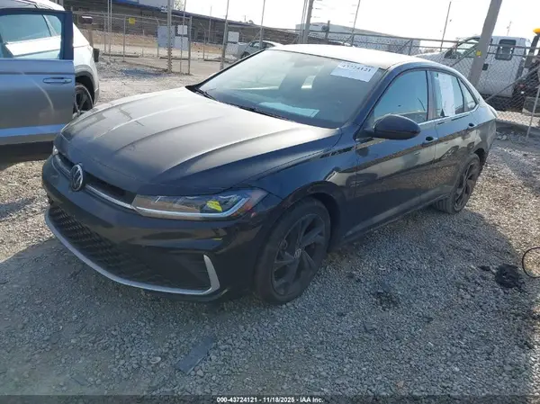 3VW7X7BU9SM008548 2025 VOLKSWAGEN JETTA - Image 2