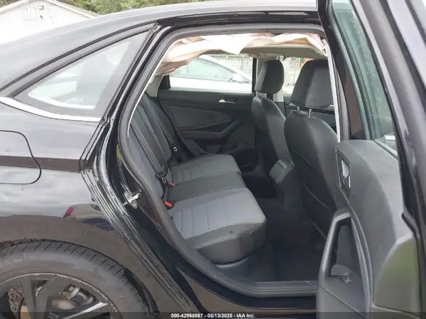 3VW7X7BUXSM010812 2025 VOLKSWAGEN JETTA - Image 8