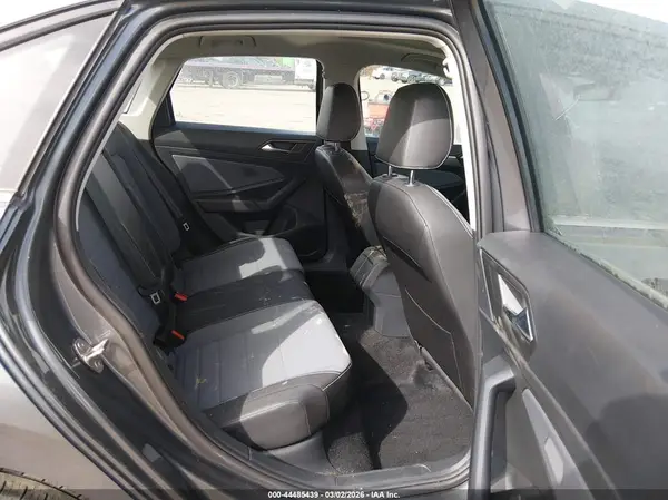 3VW7X7BUXSM081198 2025 VOLKSWAGEN JETTA - Image 8