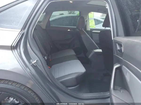 3VW7X7BUXSM091343 2025 VOLKSWAGEN JETTA - Image 8