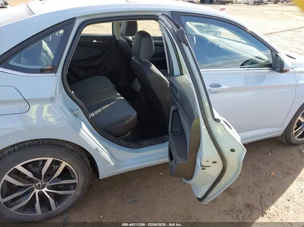3VW7X7BUXSM106875 2025 VOLKSWAGEN JETTA - Image 8