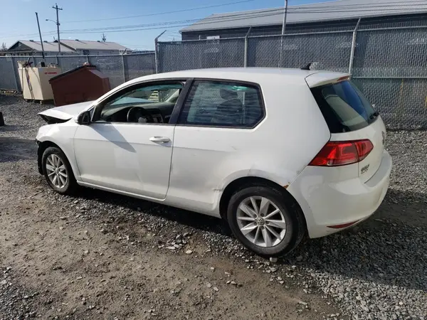3VW817AU8HM057109 2017 VOLKSWAGEN GOLF - Image 2