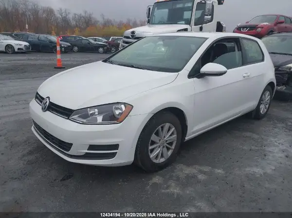 3VW817AUXGM029102 2016 VOLKSWAGEN GOLF - Image 2