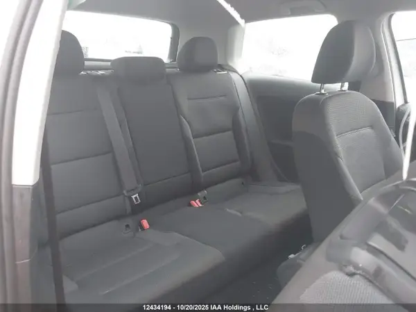3VW817AUXGM029102 2016 VOLKSWAGEN GOLF - Image 8
