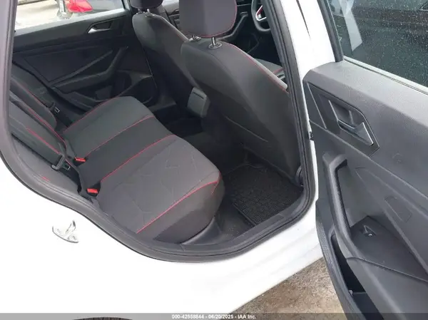 3VW8T7BU4RM004952 2024 VOLKSWAGEN JETTA - Image 8