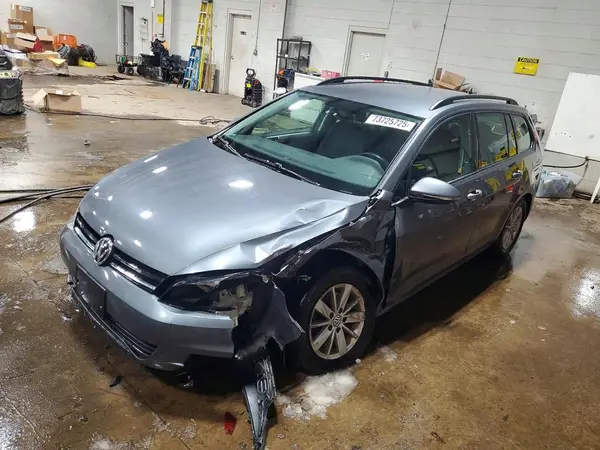 3VWA17AU5HM502035 2017 VOLKSWAGEN GOLF - Image 1