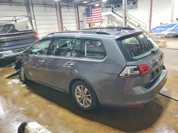 3VWA17AU5HM502035 2017 VOLKSWAGEN GOLF - Image 2