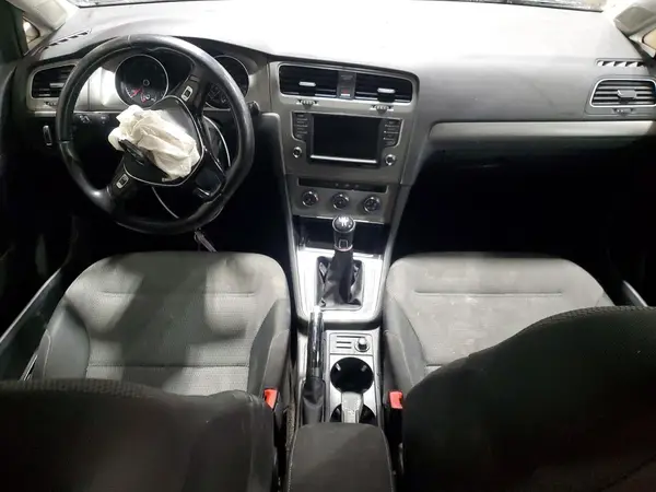 3VWA17AU5HM502035 2017 VOLKSWAGEN GOLF - Image 8