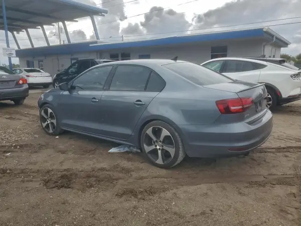 3VWB17AJ0GM272641 2016 VOLKSWAGEN JETTA - Image 2