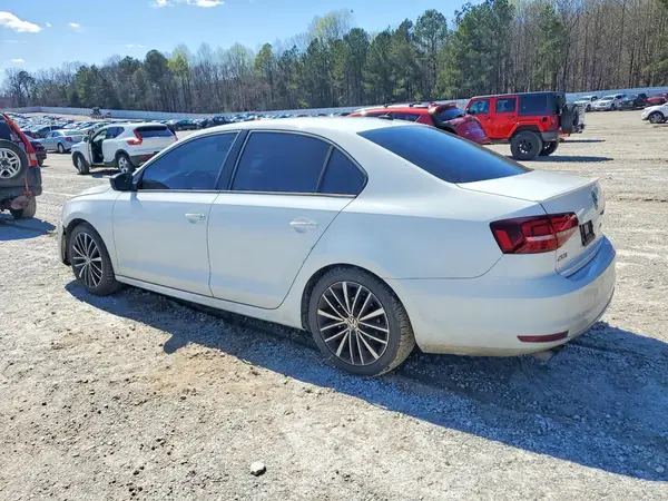 3VWB17AJ1GM389466 2016 VOLKSWAGEN JETTA - Image 2