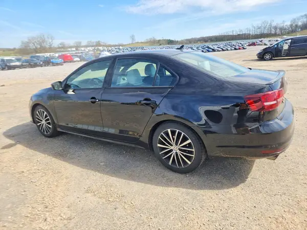 3VWB17AJ2GM284788 2016 VOLKSWAGEN JETTA - Image 2