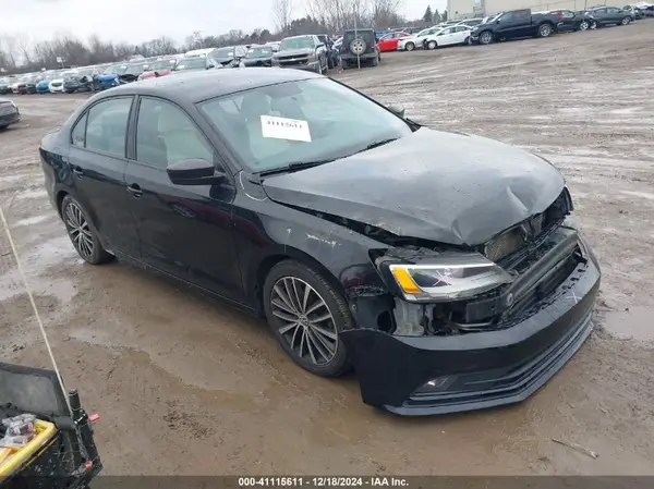 3VWB17AJ2GM347940 2016 VOLKSWAGEN JETTA - Image 1