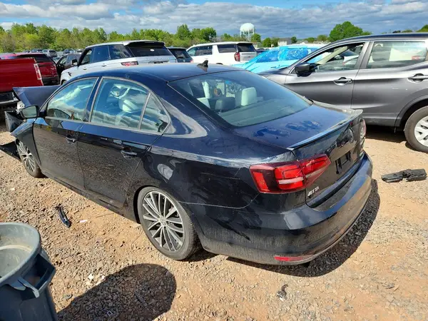3VWB17AJ3GM285089 2016 VOLKSWAGEN JETTA - Image 2