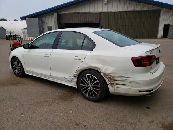 3VWB17AJ4GM405367 2016 VOLKSWAGEN JETTA - Image 2