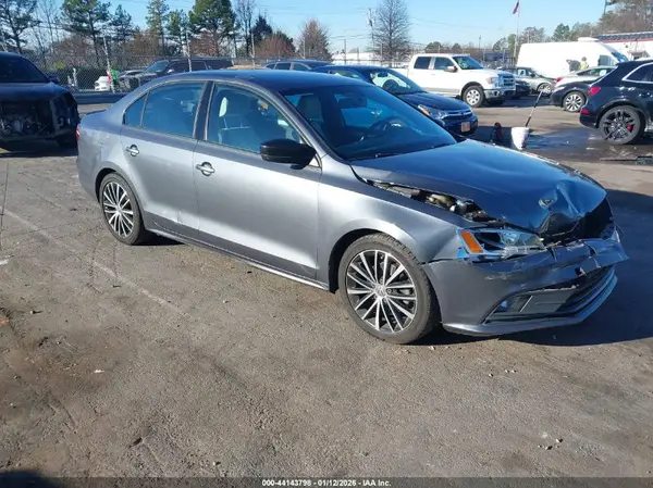 3VWB17AJ6GM275544 2016 VOLKSWAGEN JETTA - Image 1