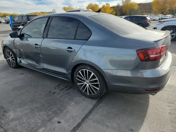 3VWB17AJ6GM418802 2016 VOLKSWAGEN JETTA - Image 2
