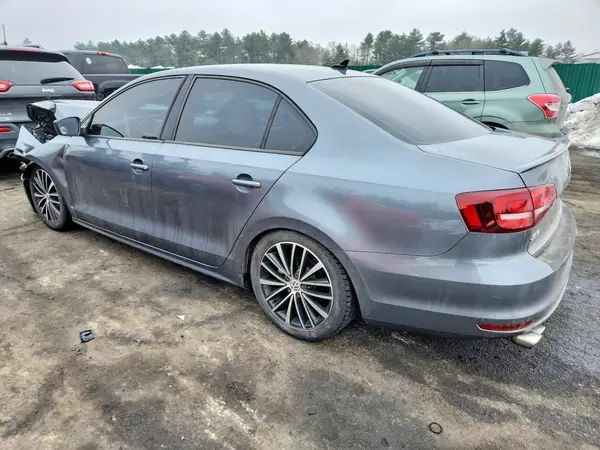 3VWB17AJ8GM412970 2016 VOLKSWAGEN JETTA - Image 2