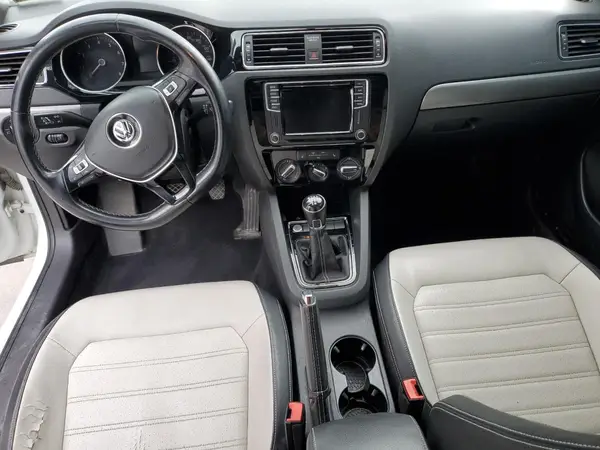 3VWB17AJXGM240067 2016 VOLKSWAGEN JETTA - Image 8