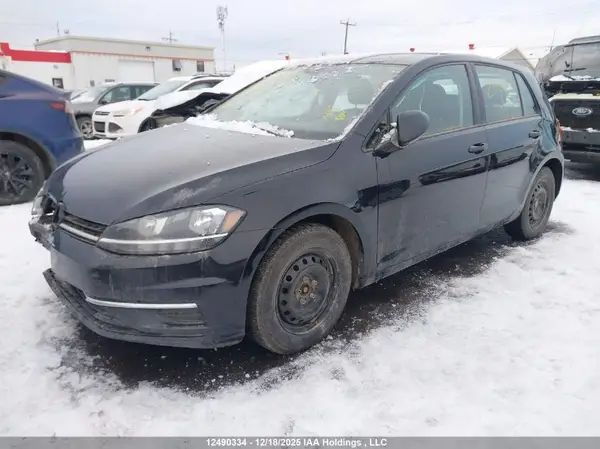 3VWB17AU2JM269113 2018 VOLKSWAGEN GOLF - Image 2
