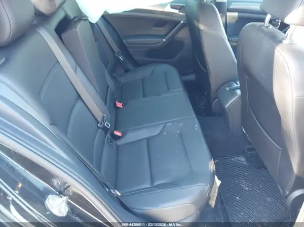 3VWB17AU2JM275686 2018 VOLKSWAGEN GOLF - Image 8