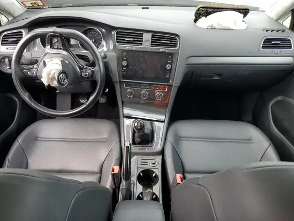 3VWB17AU2JM277261 2018 VOLKSWAGEN GOLF - Image 8