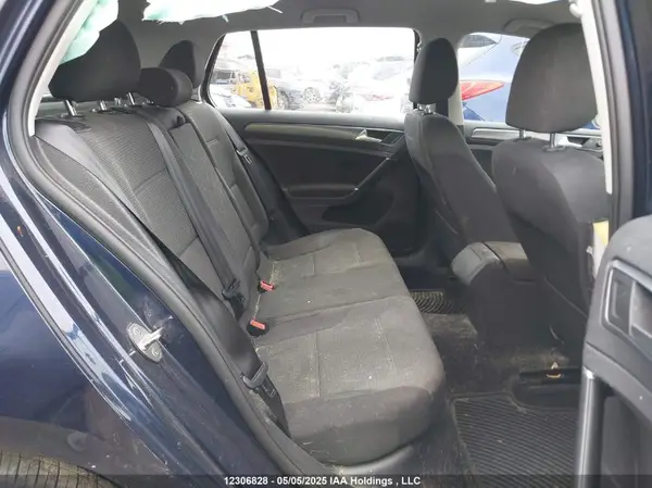 3VWB17AU4JM257836 2018 VOLKSWAGEN GOLF - Image 8