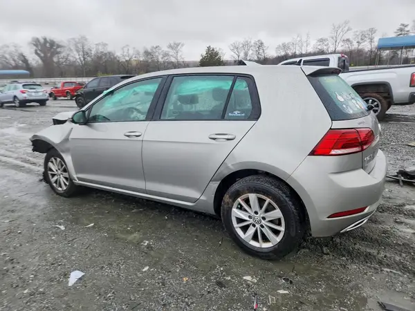3VWB17AU4JM280307 2018 VOLKSWAGEN GOLF - Image 2